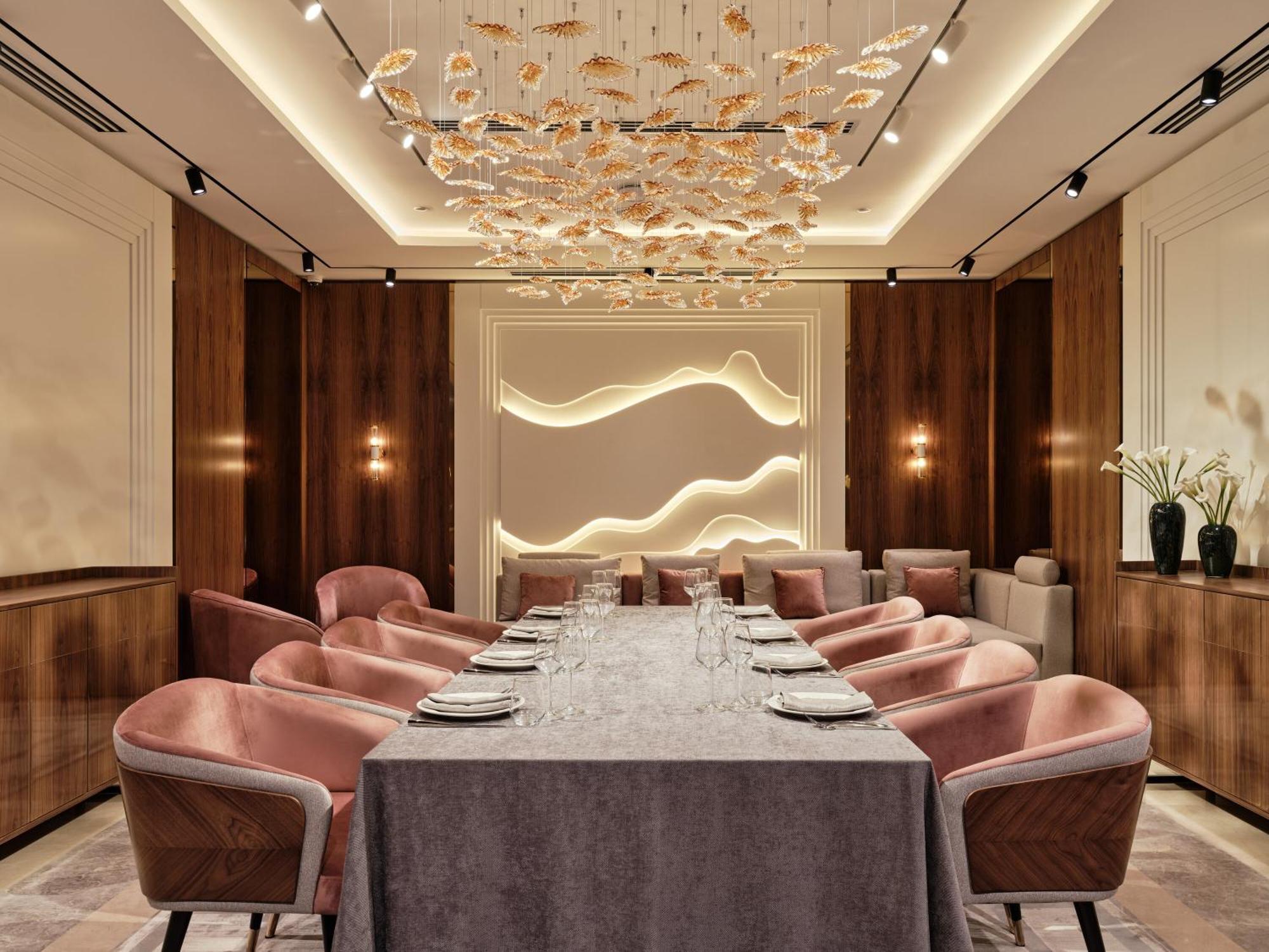 Crowne Plaza Tashkent By Ihg Hotel Ngoại thất bức ảnh