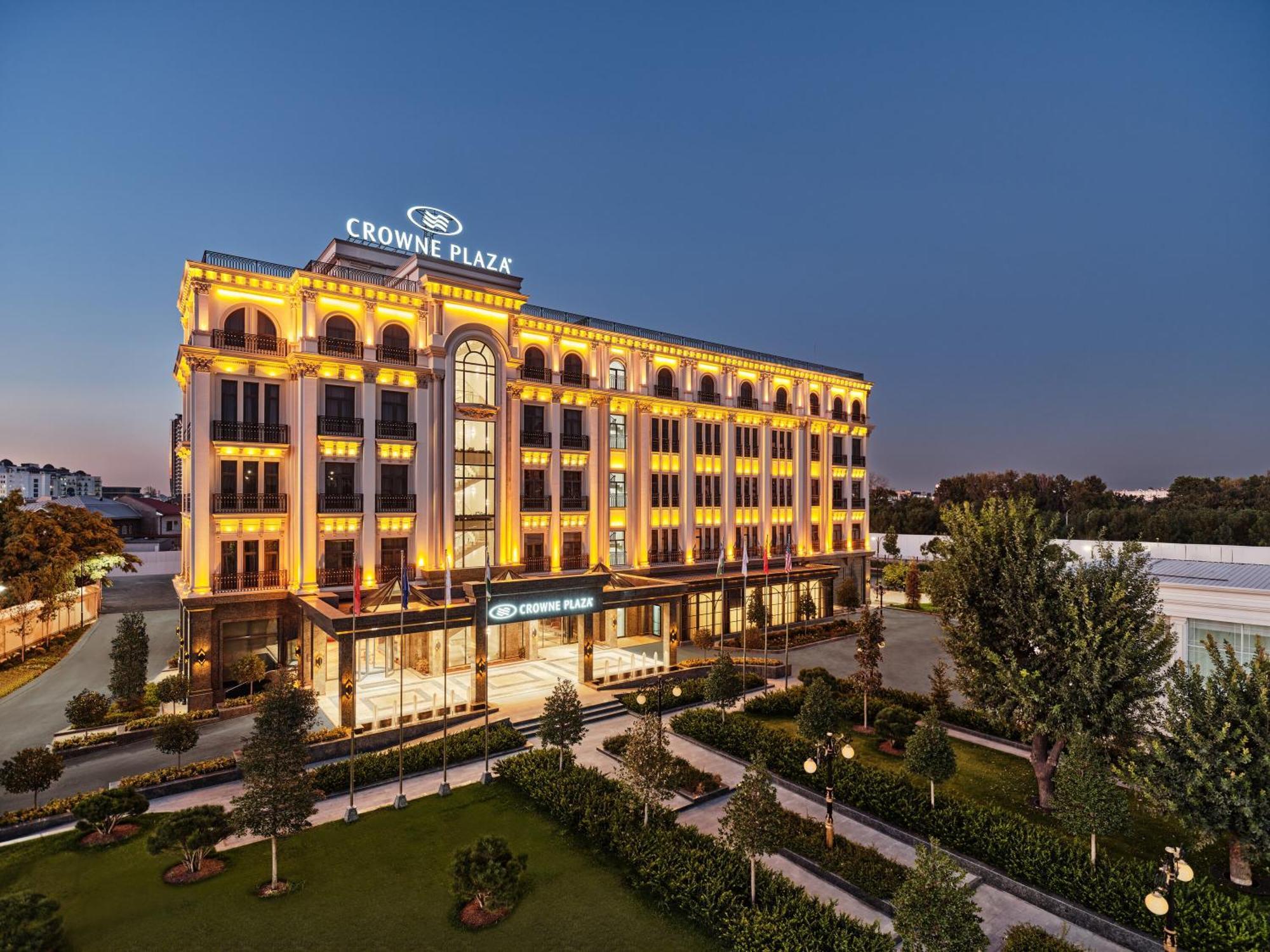 Crowne Plaza Tashkent By Ihg Hotel Ngoại thất bức ảnh